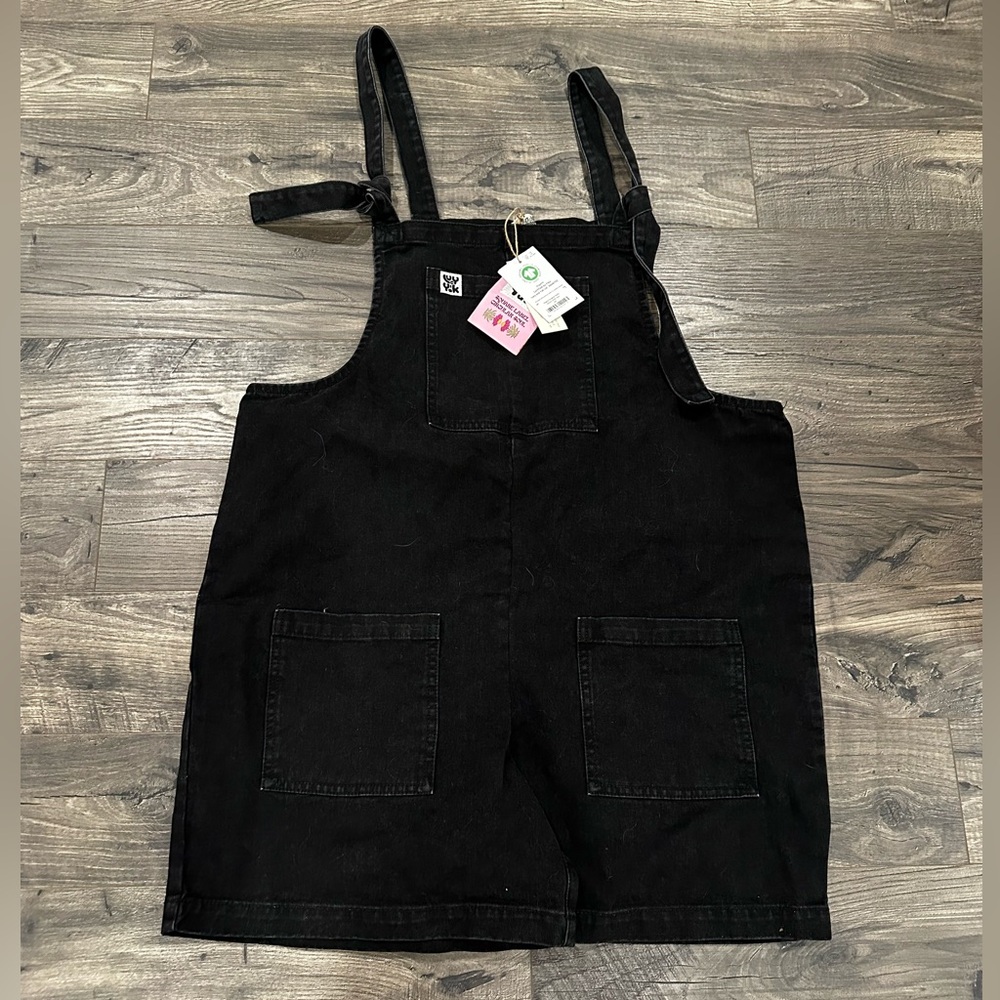 NWT Lucy & Yak Black Denim Dungaree Shorts